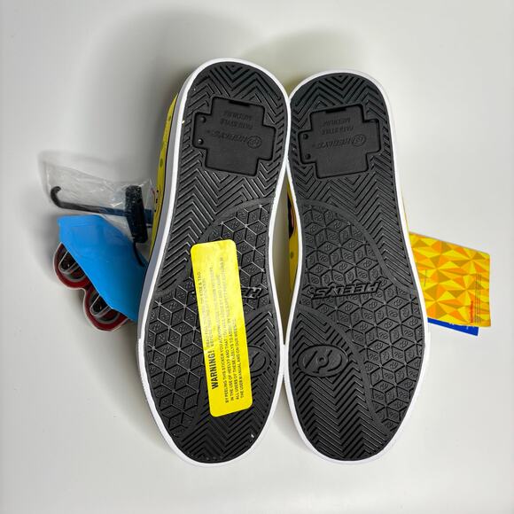 Heelys X Spongebob Adult Pro 20 Roller Skate Sneakers in Yellow - Picture 8 of 9